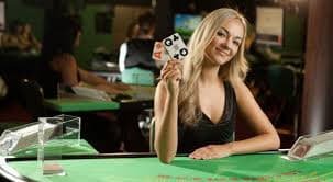 Platform danagames menampilkan pasar sportsbook Liga 1 dan permainan live dealer